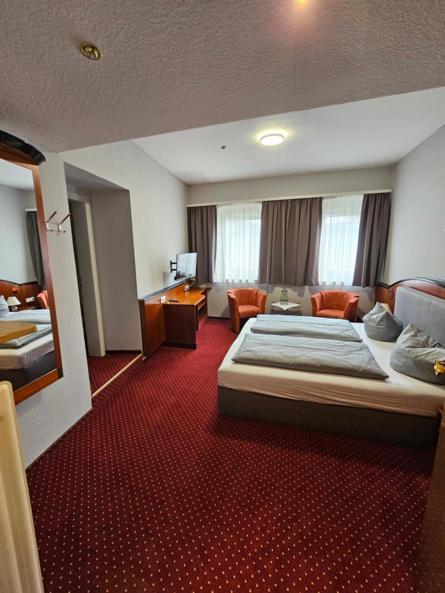 Hotel & Restaurant Krone Rehau Zewnętrze zdjęcie
