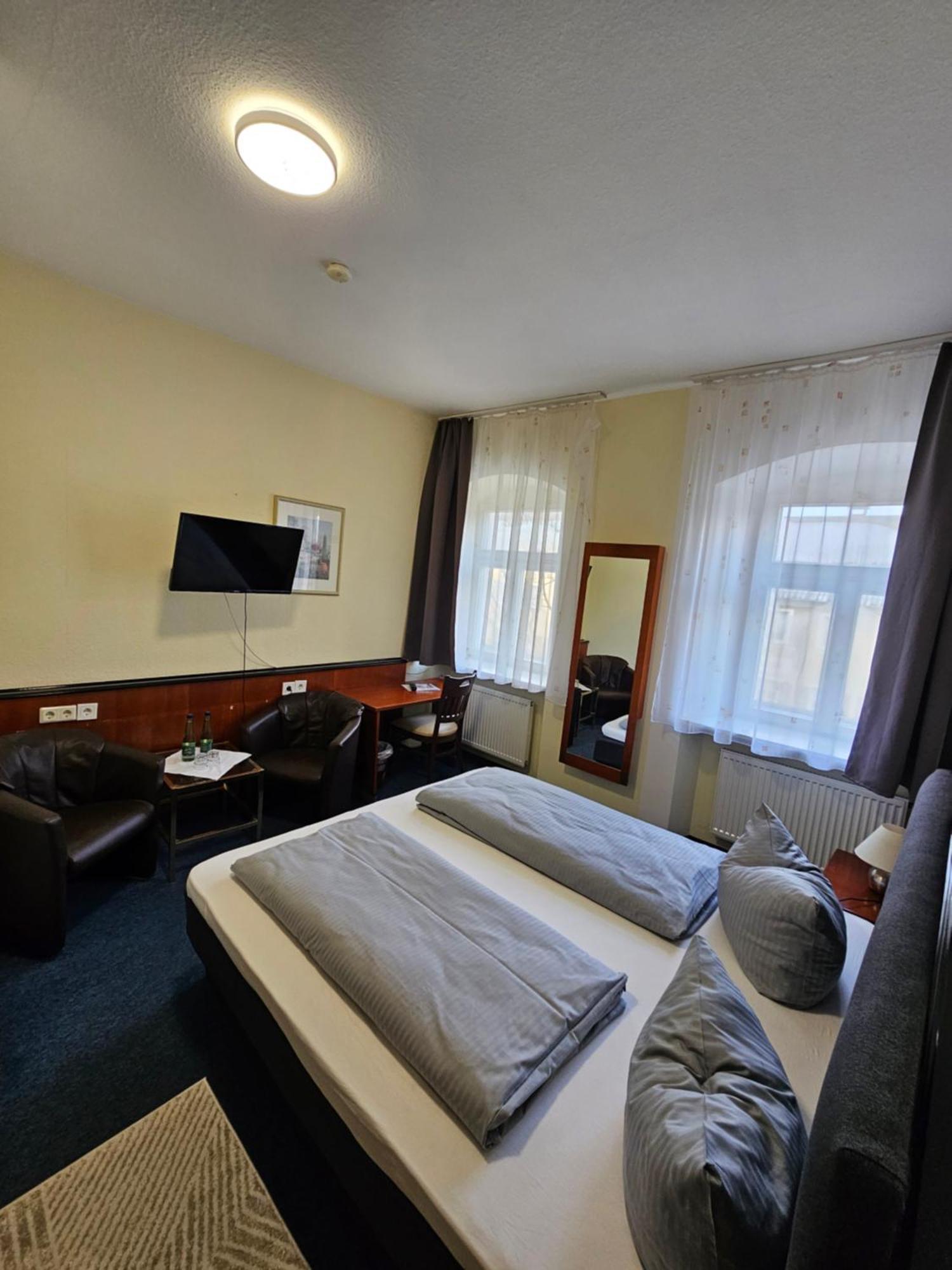 Hotel & Restaurant Krone Rehau Zewnętrze zdjęcie